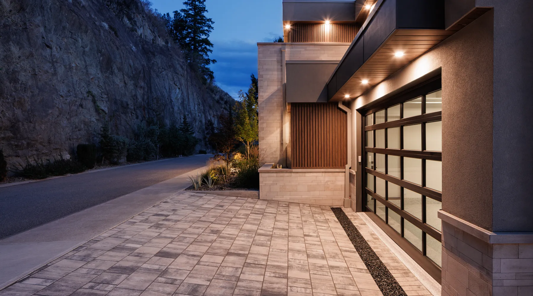 modern home driveway paver stones